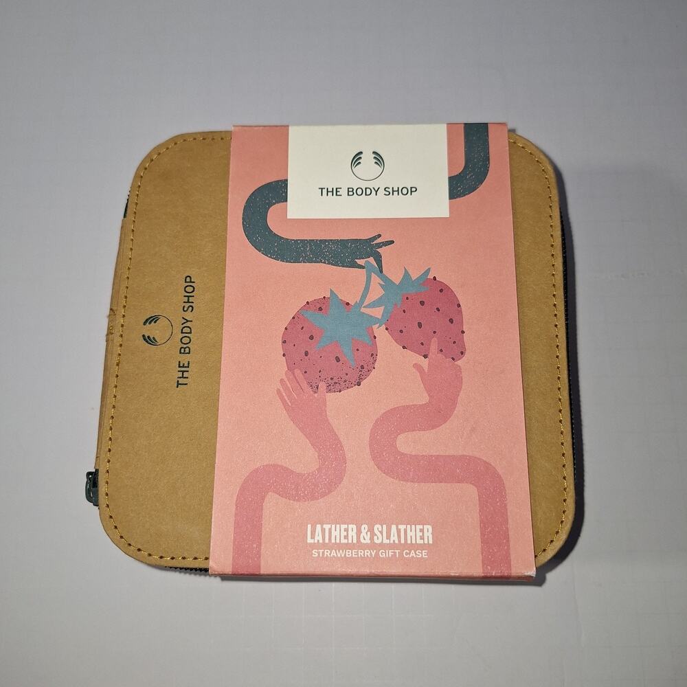 The Body Shop LATHER & SLATHER Strawberry GIFT CASE 4pc